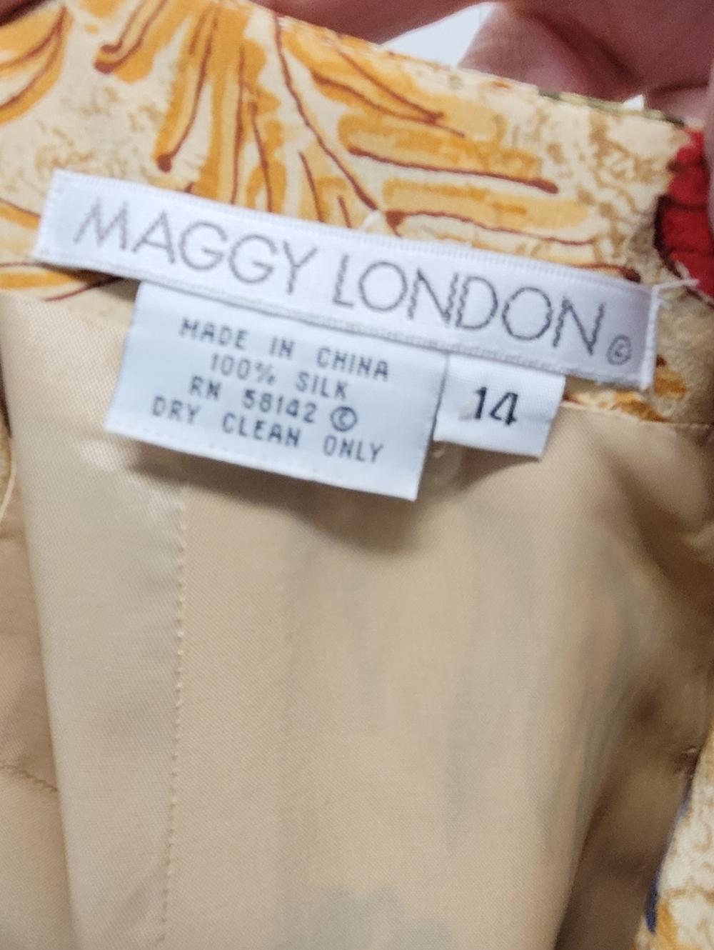 Maggy London Silk Vintage Open Back  Floral Maxi Dress Size 14 - Picture 11 of 11